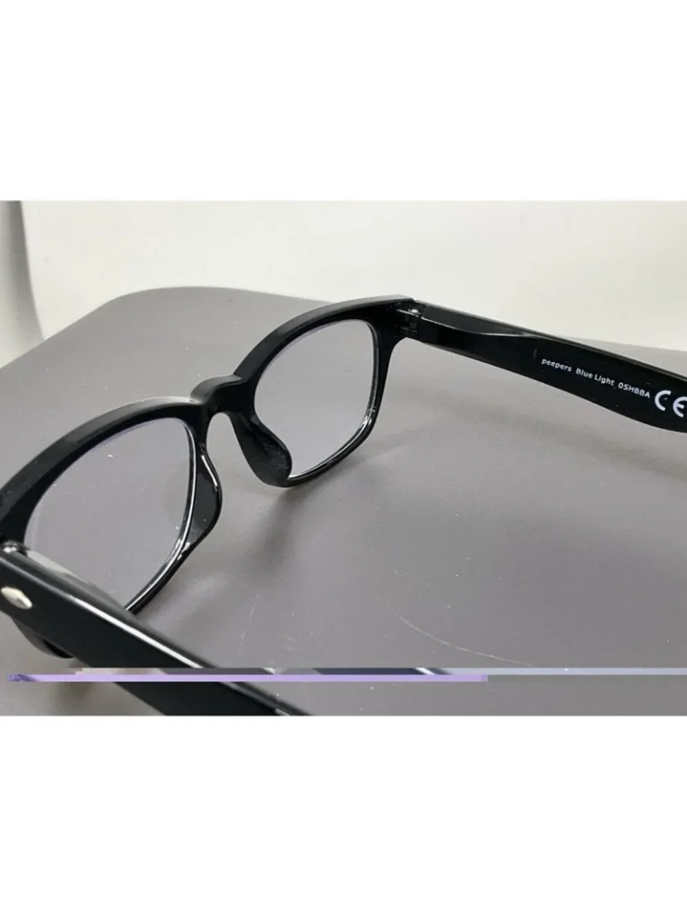 Peepers frame very